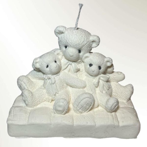 Teddy bear family candle